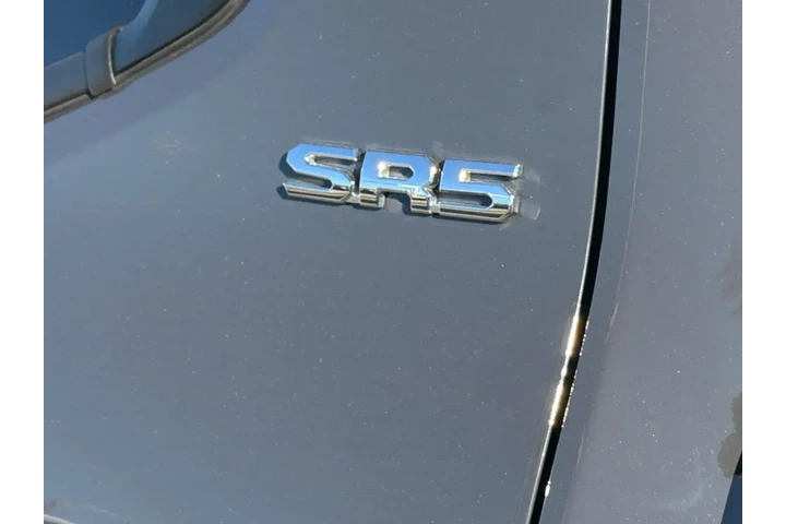 $37420 : Toyota Tacoma 2025 4x4 SR5 4 image 8