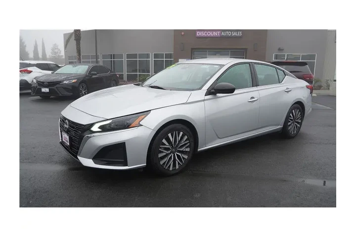 $18984 : 2024 Altima 2.5 SV image 2