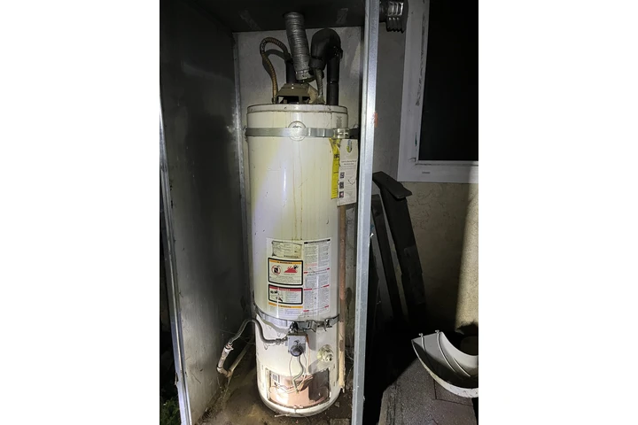 Plomero en su area image 10