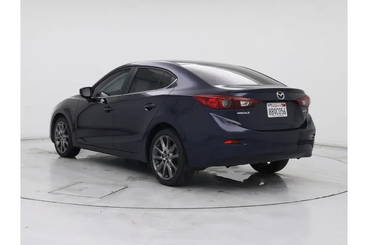 $16998 : Mazda Mazda3 2018 Touring 4d image 2