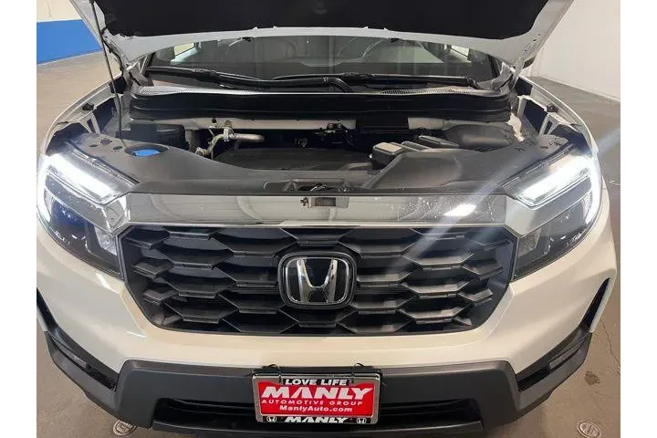 $31938 : Honda Passport 2023 AWD EX-L image 9