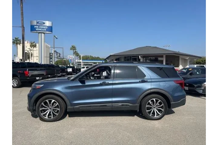 $29988 : Ford Explorer 2020 AWD ST 4d image 3