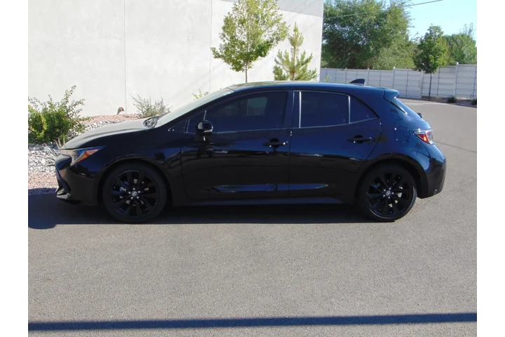 $23745 : 2021 Corolla Hatchback Nights image 7
