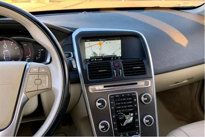 $12781 : Volvo XC60 2016 T5 Drive-E P image 7