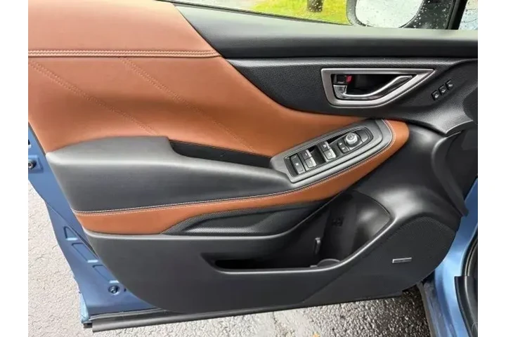 $26950 : Subaru Forester 2022 AWD Tou image 9