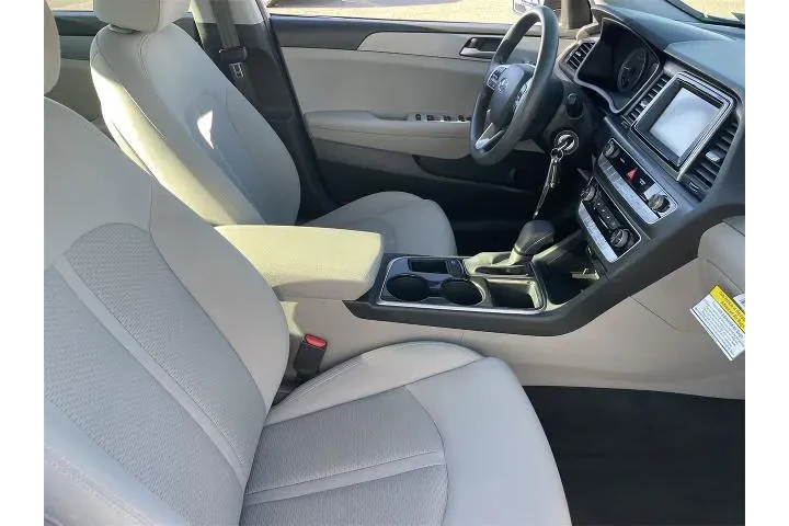 $16743 : Hyundai SONATA 2019 Eco 4dr image 9