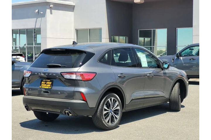 $16500 : Ford Escape 2022 SE 4dr SUV image 4