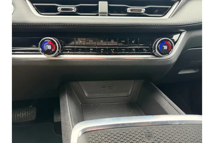 $26000 : Chevrolet Equinox 2025 LT 4d image 7