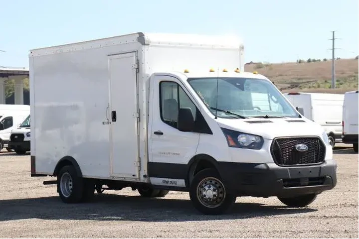 $35950 : Ford Transit 2022 350 HD 2dr image 2