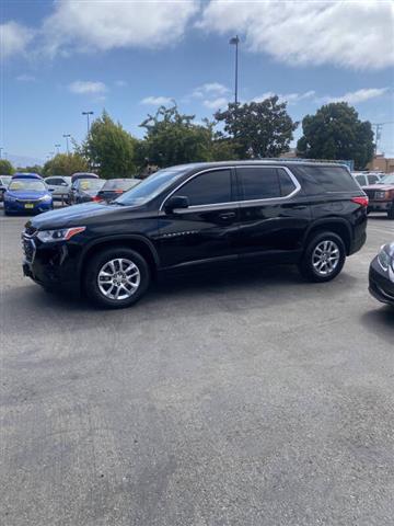 $16999 : 2020 Traverse LS image 2