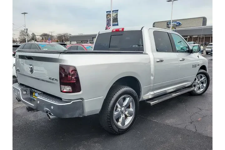 $23931 : Ram 1500 2017 4x4 SLT 4dr Cr image 8