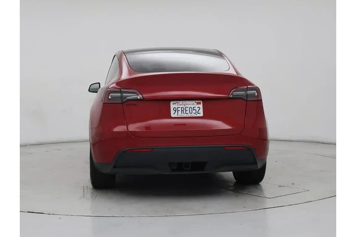 $33998 : Tesla Model Y 2023 AWD Long image 6