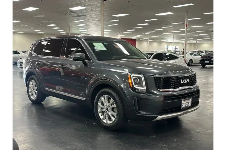 $22982 : Kia Telluride 2022 LX 4dr SU image 7