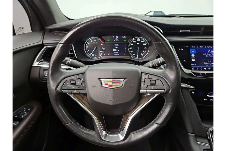 $31998 : Cadillac XT6 2021 Premium Lu image 10