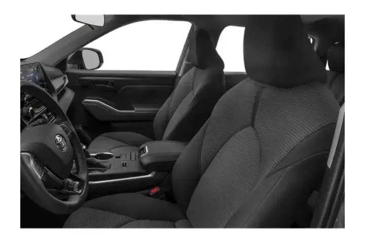 $30993 : Toyota Highlander 2022 LE 4d image 10