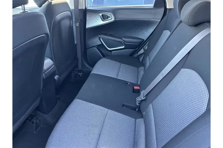 $13995 : Kia Soul 2023 S 4dr Crossove image 8