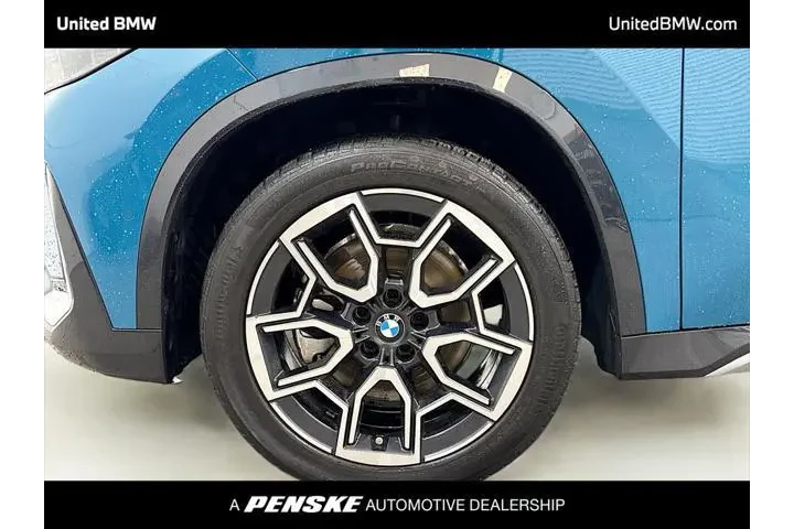 $38495 : BMW X1 2025 AWD xDrive28i 4d image 2