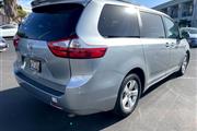 $24995 : 2016 Sienna thumbnail