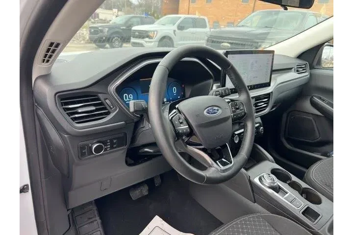 $21624 : Ford Escape 2023 AWD Active image 7