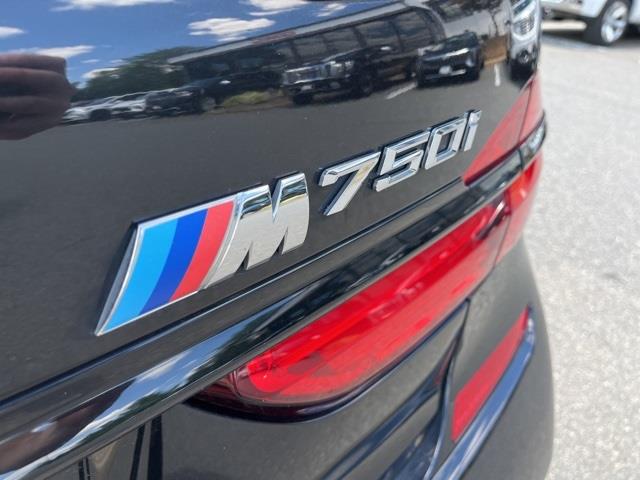 $26699 : PRE-OWNED 2018 7 SERIES 750I image 5