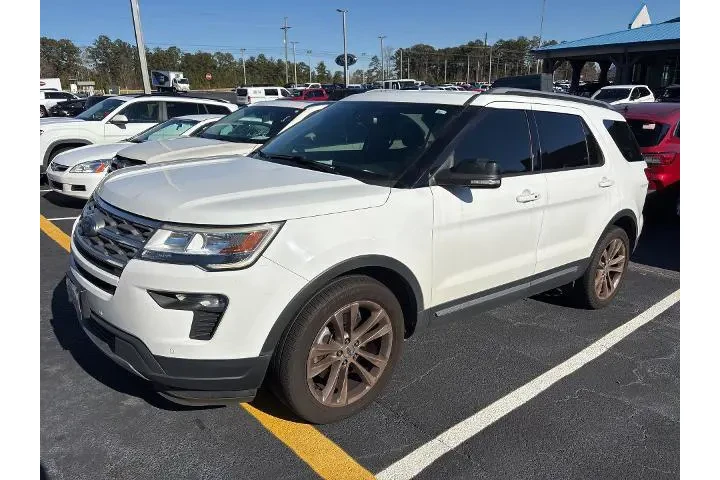 $13999 : Ford Explorer 2018 XLT 4dr S image 1