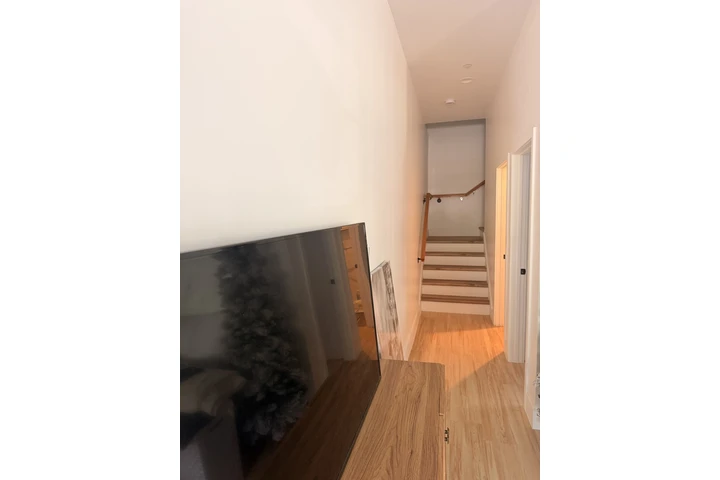 $900 : Room for Rent Cuarto en Renta image 2