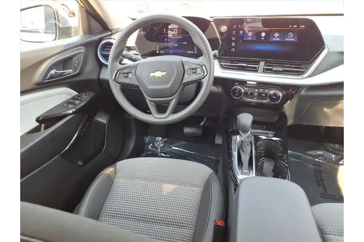 $21988 : Chevrolet Trax 2025 LT 4dr C image 4