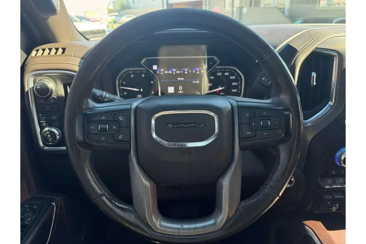 2021 GMC Sierra 2500HD Denali image 9