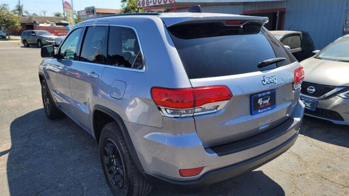 $14995 : 2017 Grand Cherokee Laredo image 6