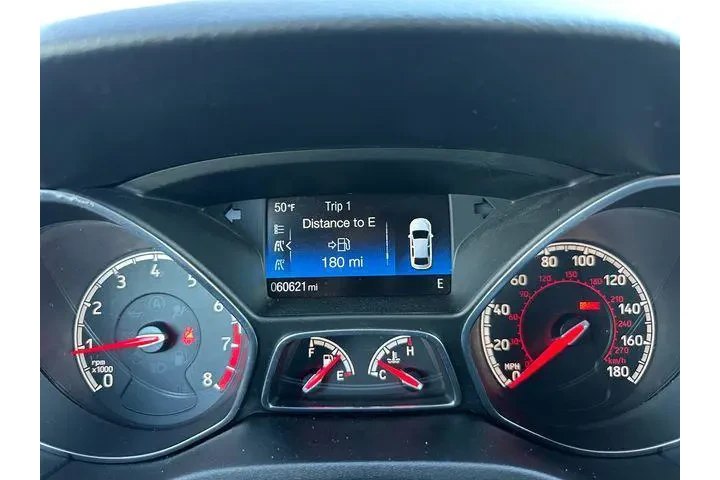 $18292 : Ford Focus 2018 ST 4dr Hatch image 10