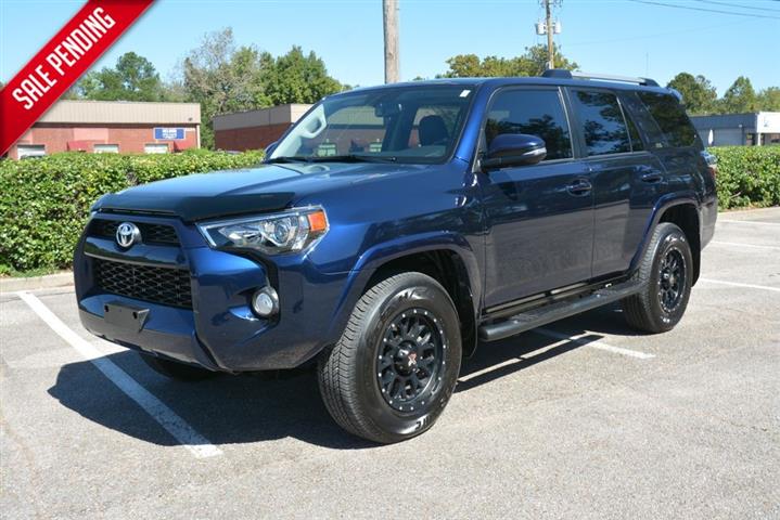 2019 4Runner SR5 Premium image 1