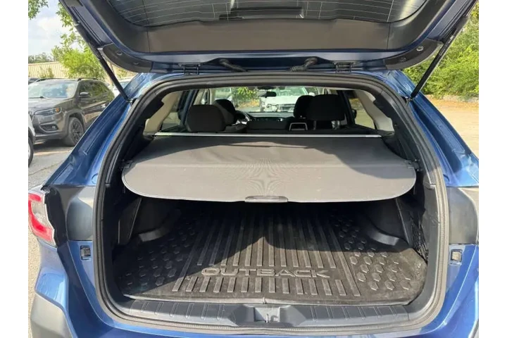 $15900 : 2022 Outback Premium image 9