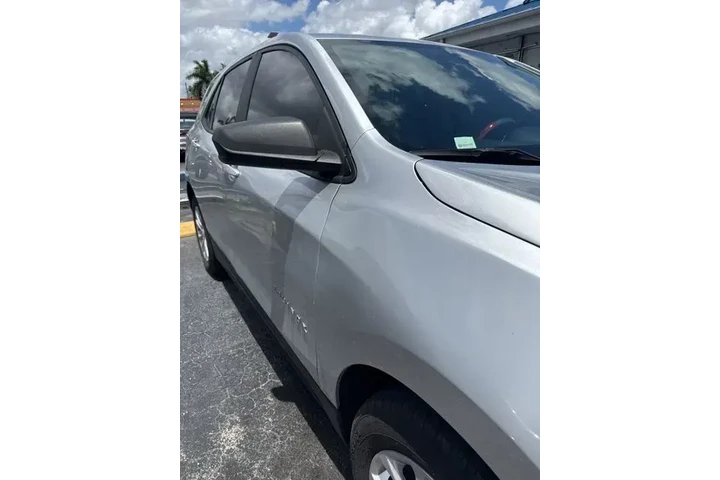$7890 : Chevrolet Equinox 2020 LS 4d image 3
