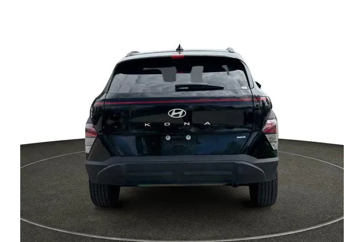 $26175 : Hyundai KONA 2025 AWD SEL 4d image 4