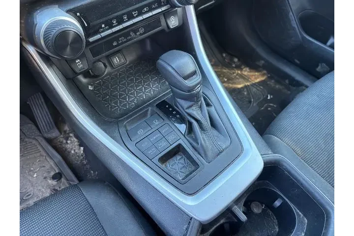 $25643 : Toyota RAV4 2023 AWD LE 4dr image 10