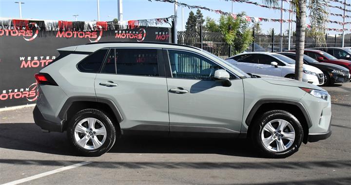 $26989 : RAV4 XLE image 9