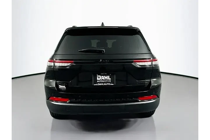 $33900 : Jeep Grand Cherokee 2024 4x4 image 9