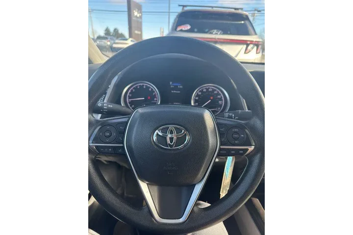 $23990 : Toyota Camry 2024 LE 4dr Sed image 4