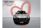 $28205 : Nissan Rogue 2026 AWD SV 4dr thumbnail