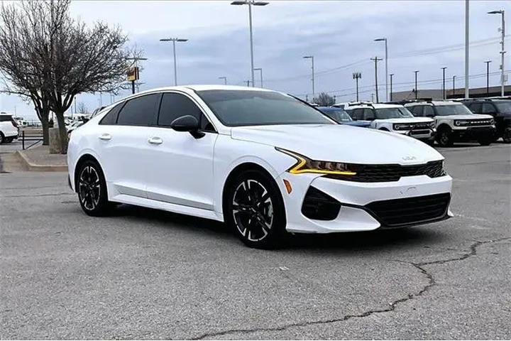 $20197 : Kia K5 2022 AWD GT-Line 4dr image 2