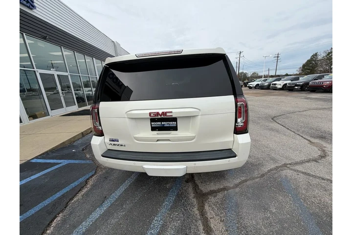 $16870 : GMC Yukon 2015 4x4 SLT 4dr S image 9