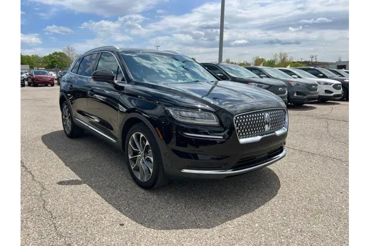 $39995 : Lincoln Nautilus 2023 AWD Re image 3