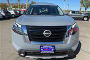 $42102 : 2023 Nissan Pathfinder thumbnail