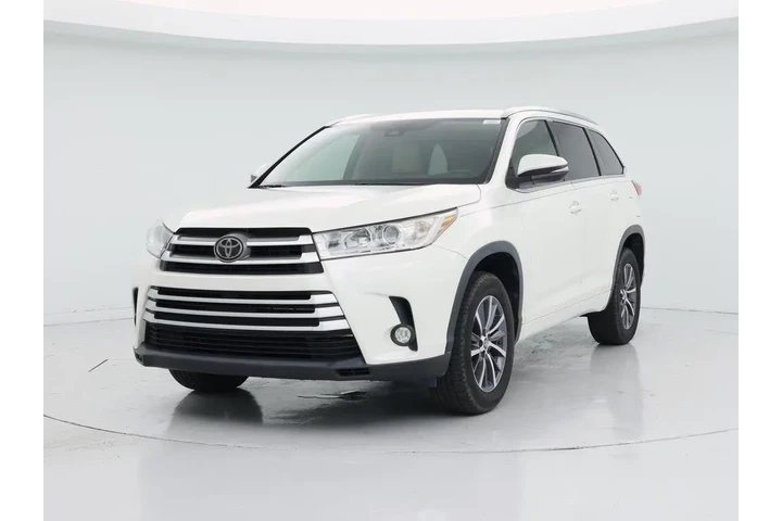 $27998 : Toyota Highlander 2017 XLE 4 image 4