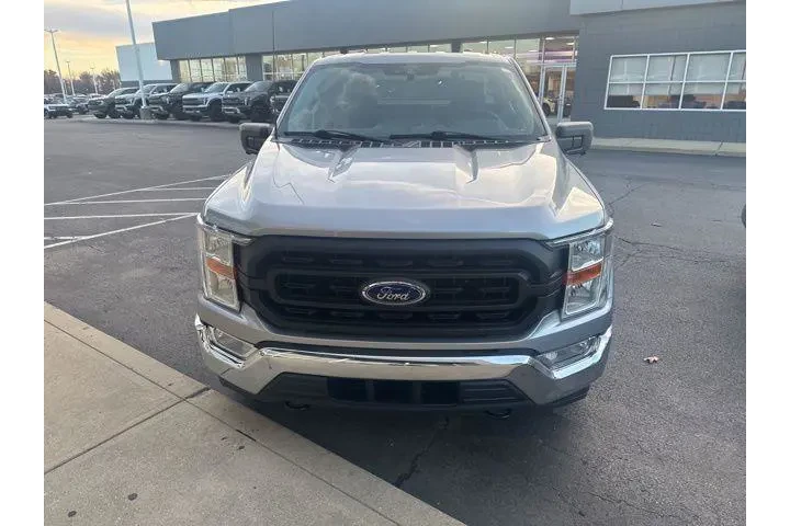 $33995 : Ford F-150 2022 4x4 XL 2dr R image 5