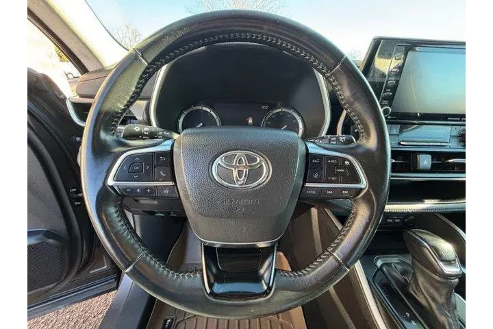 $28999 : Toyota Highlander 2021 AWD X image 10