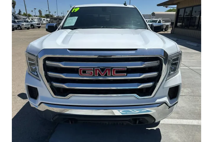 $31999 : 2019 GMC Sierra 1500 SLE image 9