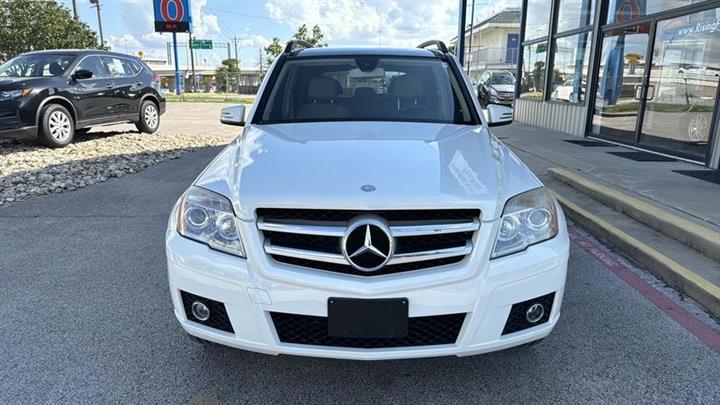 2012 Mercedes-Benz GLK 350 image 2