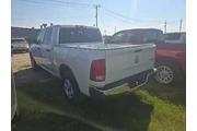 $27459 : Ram 1500 Classic 2023 4x4 Tr thumbnail