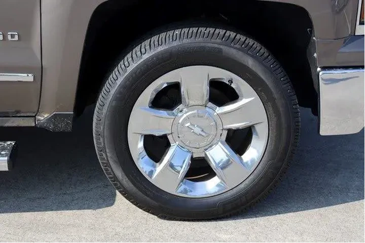 $23505 : Chevrolet Silverado 1500 201 image 9